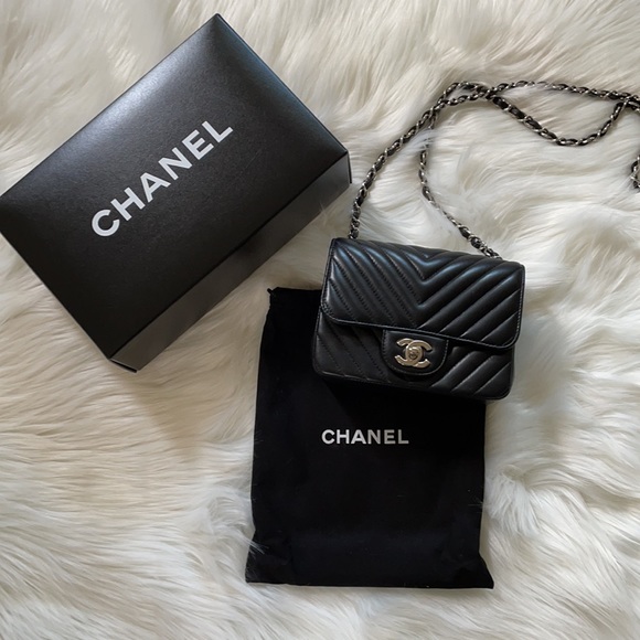 Rare CHANEL mini square chevron black lambskin bag - Picture 10 of 13